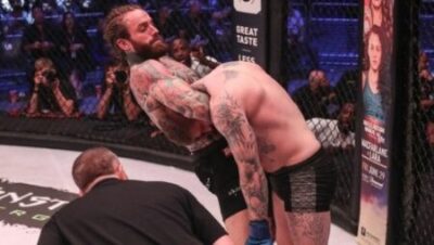 UFC: Nejlepší ukončení gilotinou ve stoji (video)