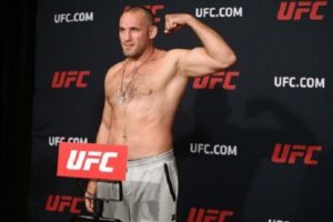 UFC Fight Night: Lewis vs. Oleynik – Tipy podle Marka Berga