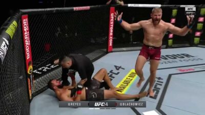 Jan Blachowicz zlomil Reyesovi nos a stal se šampionem polotěžké váhy UFC