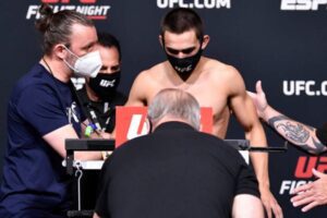 Otřesné! Vyčerpaný bojovník UFC nemohl ani sám dojít na váhu