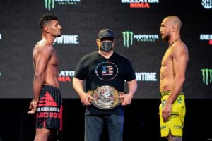 BELLATOR 260 – výsledky turnaje. Yaroslav Amosov je novým šampionem velterové váhy