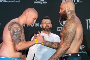 Michal Martínek svého soupeře deklasoval v postoji a připsal si vítězný debut v KSW